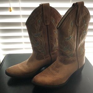 Girls cowboy boots